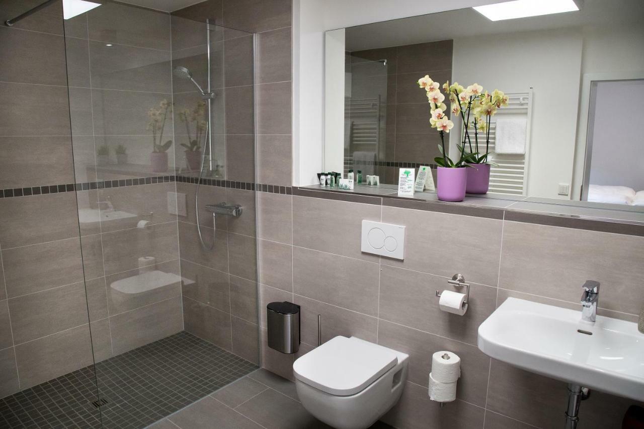 Sevendays Hotel And Boardinghouse Kirchheim Kirchheim  Ngoại thất bức ảnh